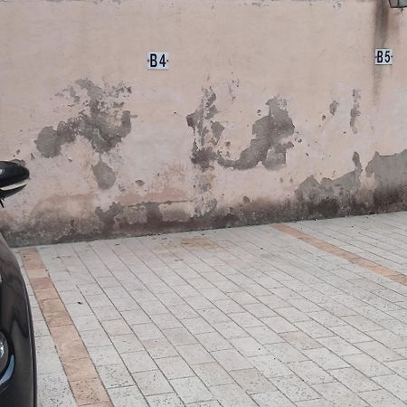 شقة A Casa Di Laura نابولي المظهر الخارجي الصورة