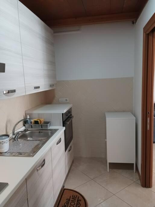 شقة A Casa Di Laura نابولي المظهر الخارجي الصورة