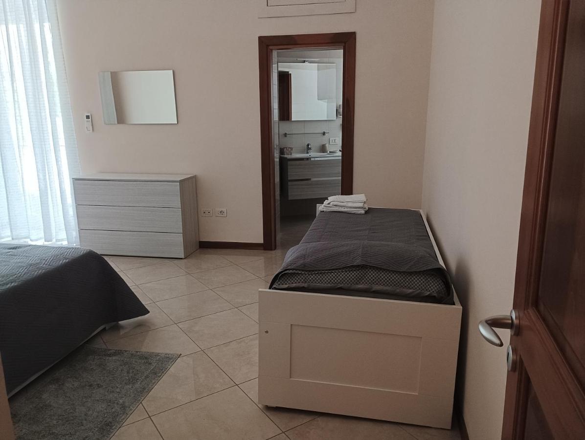 شقة A Casa Di Laura نابولي المظهر الخارجي الصورة
